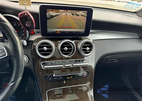 2017 Mercedes-Benz Glc 300 4Matic z USA, uszkodzony, nr VIN WDC0G4KBXHF166918